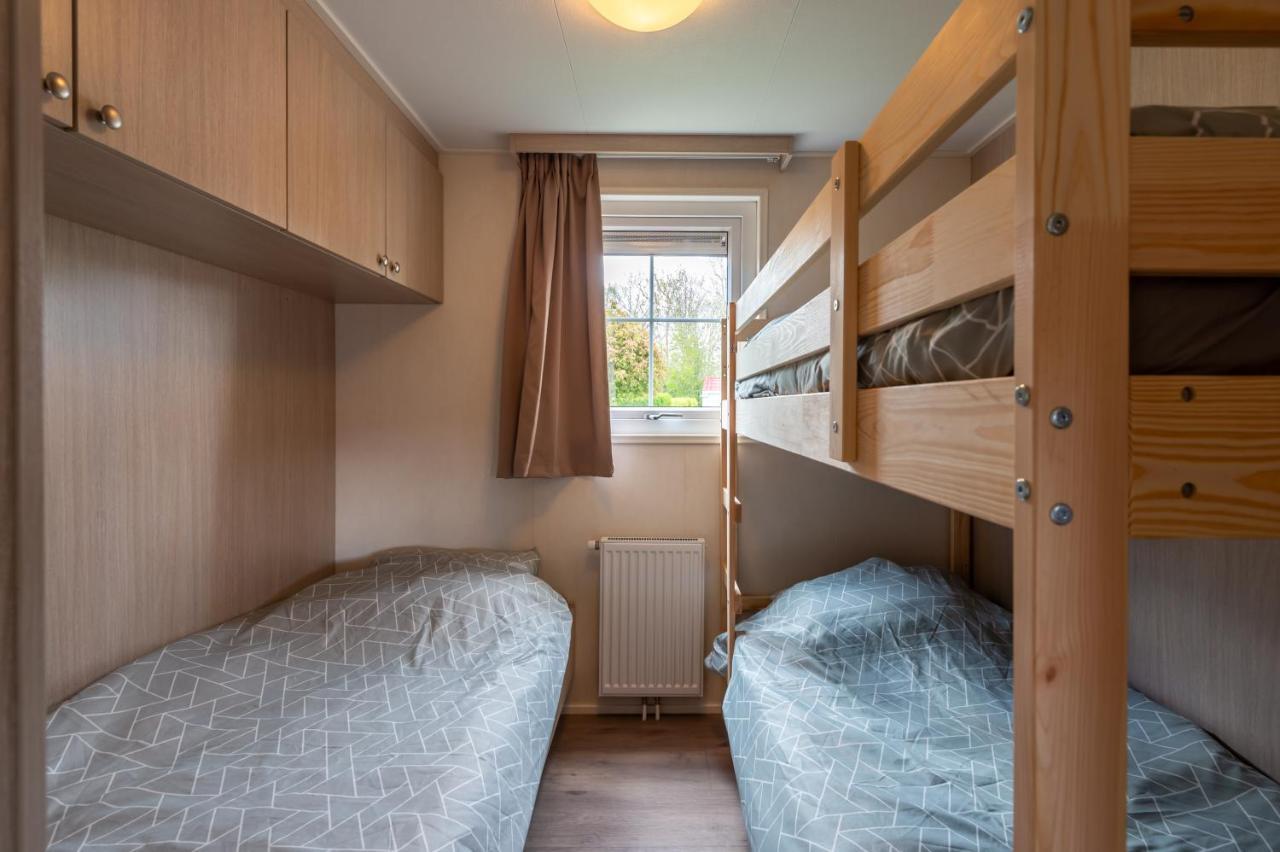 Luxe 5-Persoons Chalet Op Familiecamping Baarland Екстер'єр фото